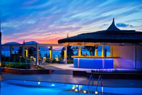LIBERTY LYKIA ADULTS ONLY 5*